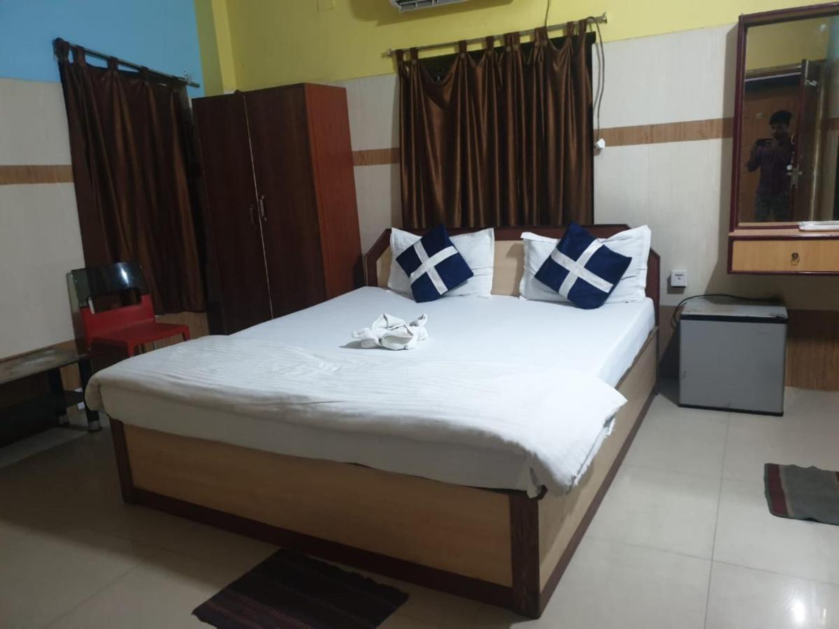 Goroomgo Star Inn Sea View Puri Bagian luar foto